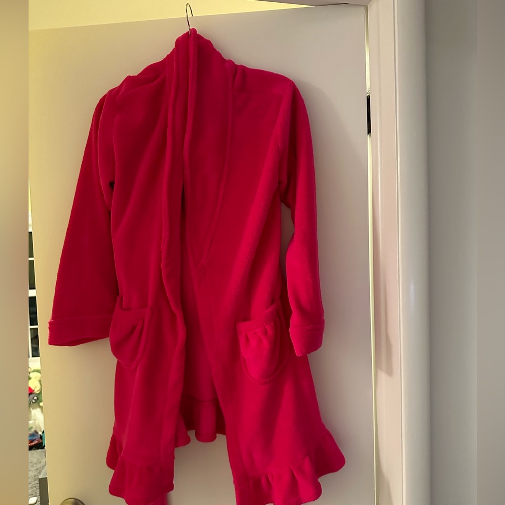 Circo pink fluffy robe